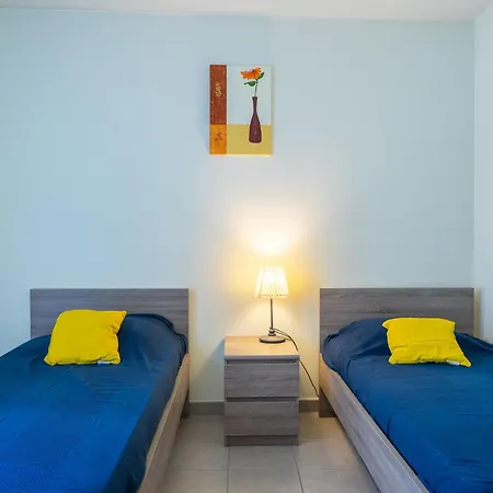 דירה La By Interhome *